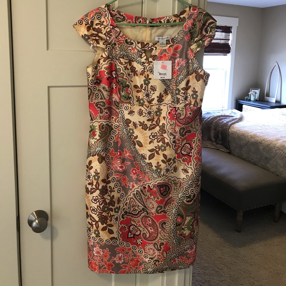 NWT! Great floral dress for wedding season!